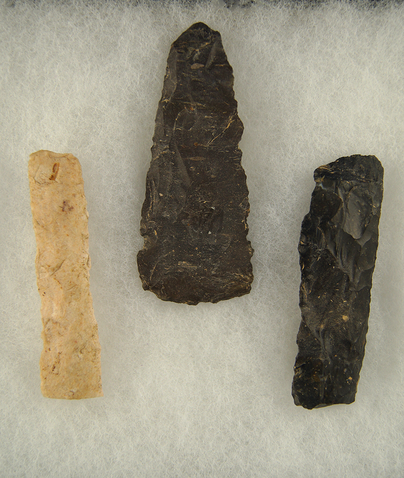 Set of three Coshocton Flint Knives, largest is 3 3/16".