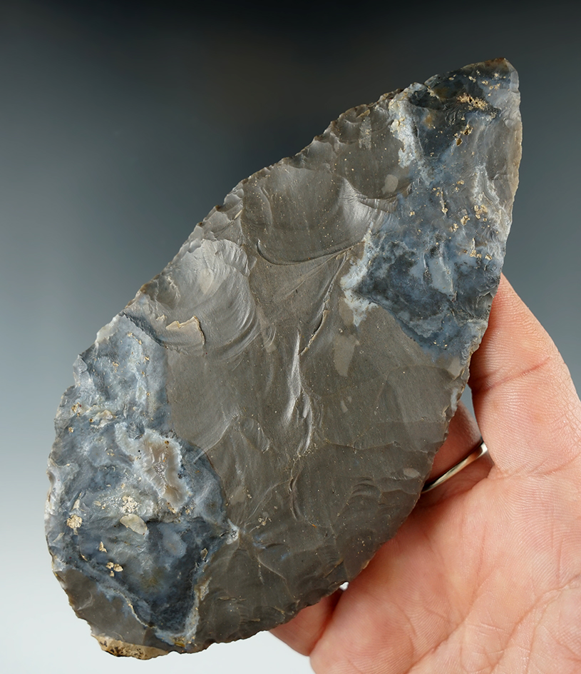 5 5/8" Hornstone Blade found in Floyd Co., Indiana. Incredible material color pattern!