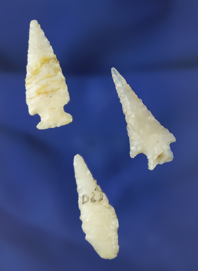Set of three Columbia River arrowheads, largest is 1 1/4". All are made from quality material.