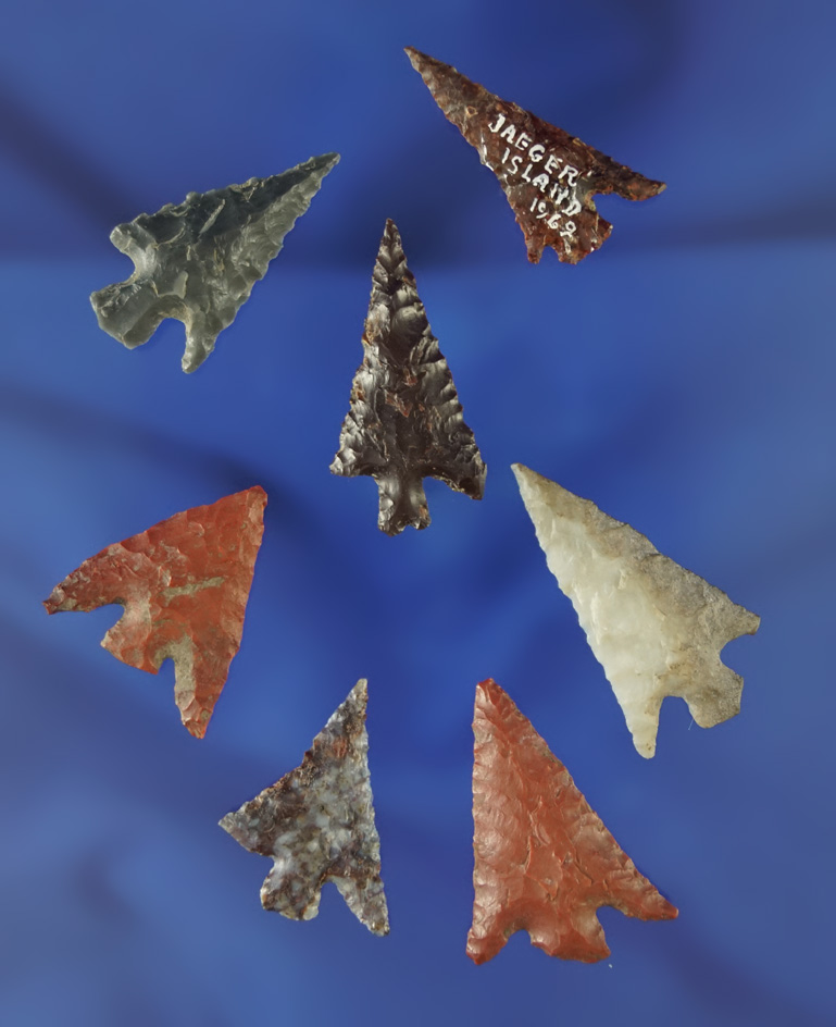 Set of seven assorted Columbia River arrowheads in Gempoints in good condition, largest is 1 1/8".
