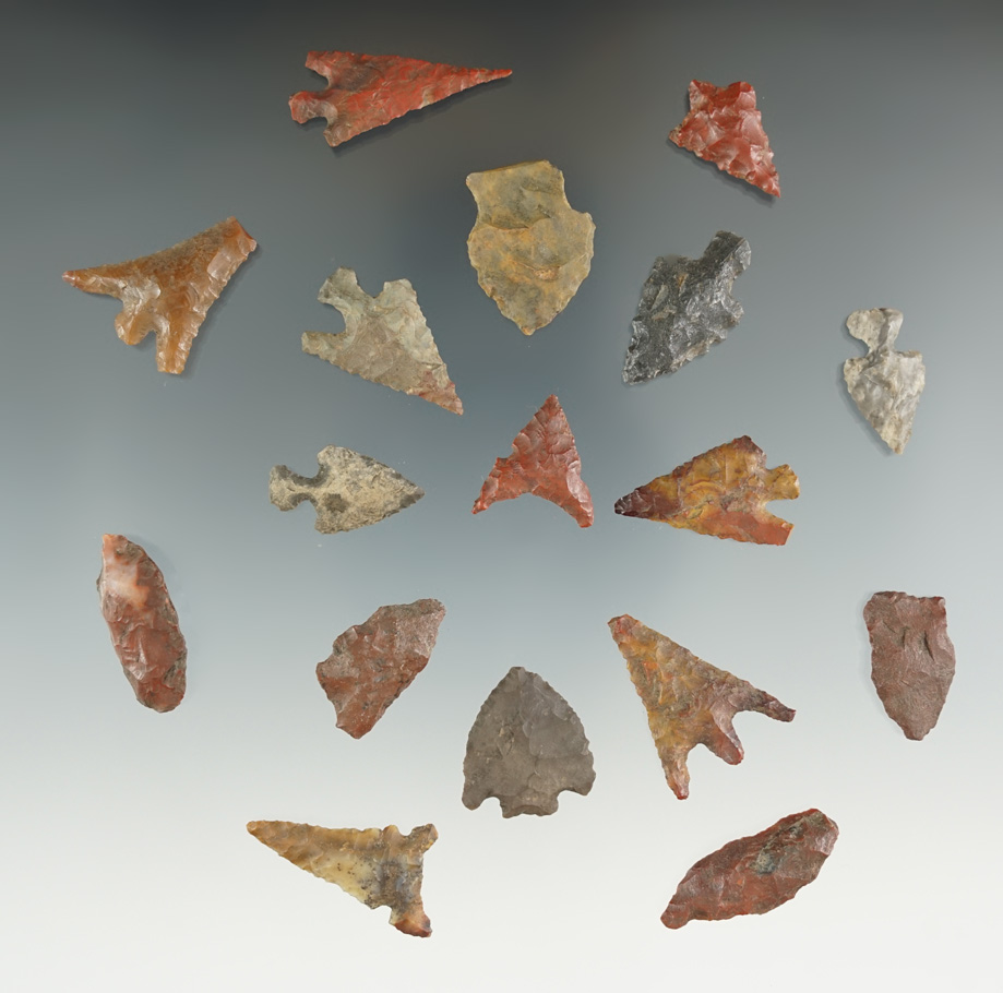 Group of 17 assorted points found in New Mexico and Oregon. Largest is 1 1/4".