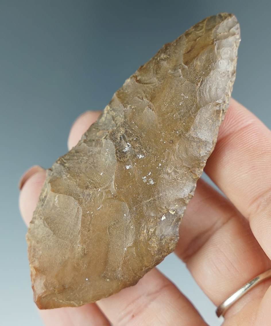 3 1/8" Cascade Shouldered Knife found in the Oregon Desert. Ex. Lynn Woodcock.