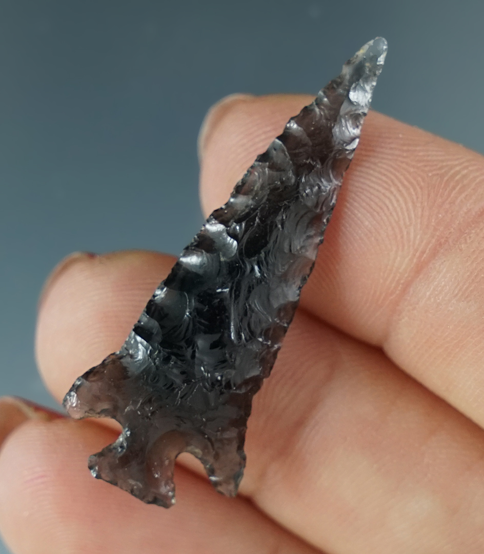 1 9/16" Well styled Obsidian Rose Springs Cornernotch found in Oregon.