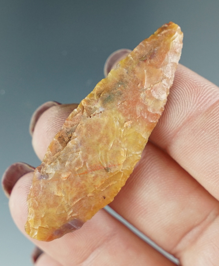 2 1/16" leaf point made from beautifully colored Agate found in Oregon.