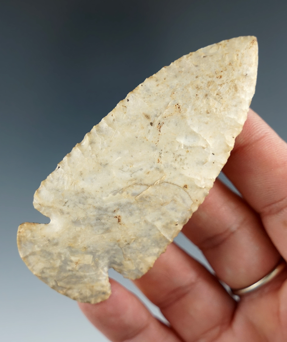 3 3/16" Well styled Dovetail. Avon Chert. Randolph Co., Illinois. Ex. Dr. Paul A. Roberts. Perino CO