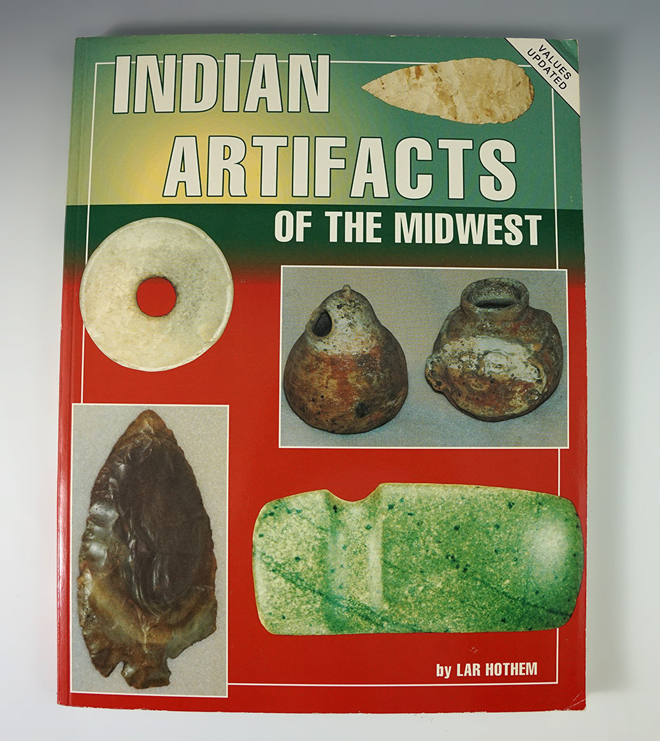 Softcover book "Indian artifacts of the Midwest" by Lar Hothem.