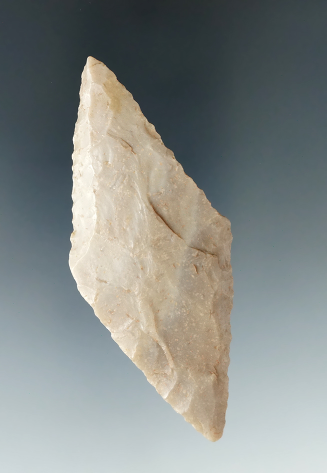 Excellent style on this 3 3/16" Harahey beveled knife found in northern Texas.