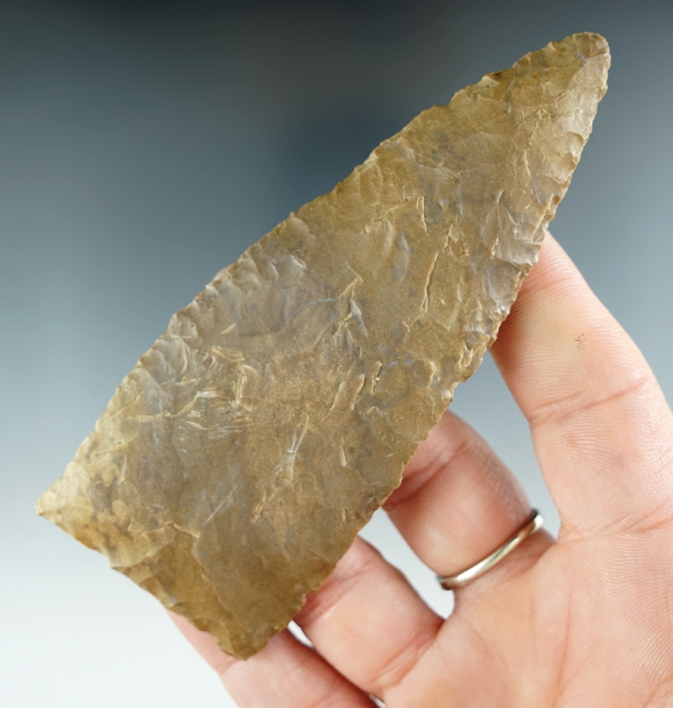 4 3/16" Benton Knife made from Ft. Payne Chert, found in Tennessee. Comes with a Davis COA.