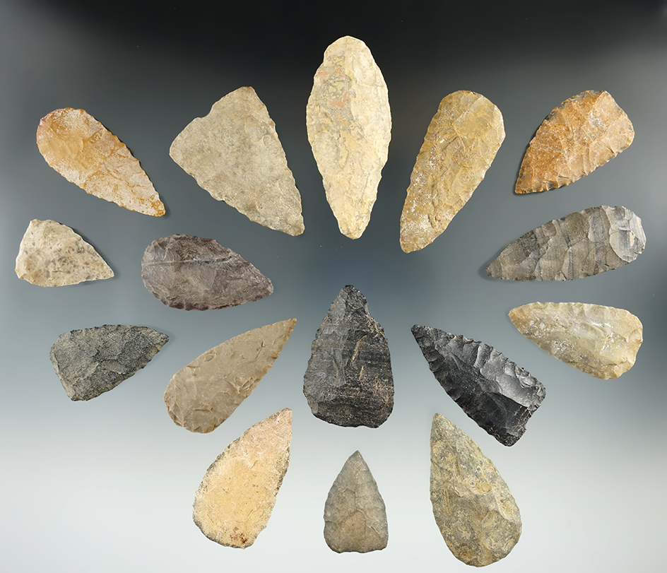 Group of 16 Texas leaf and triangle Blades, largest is 2 1/16".