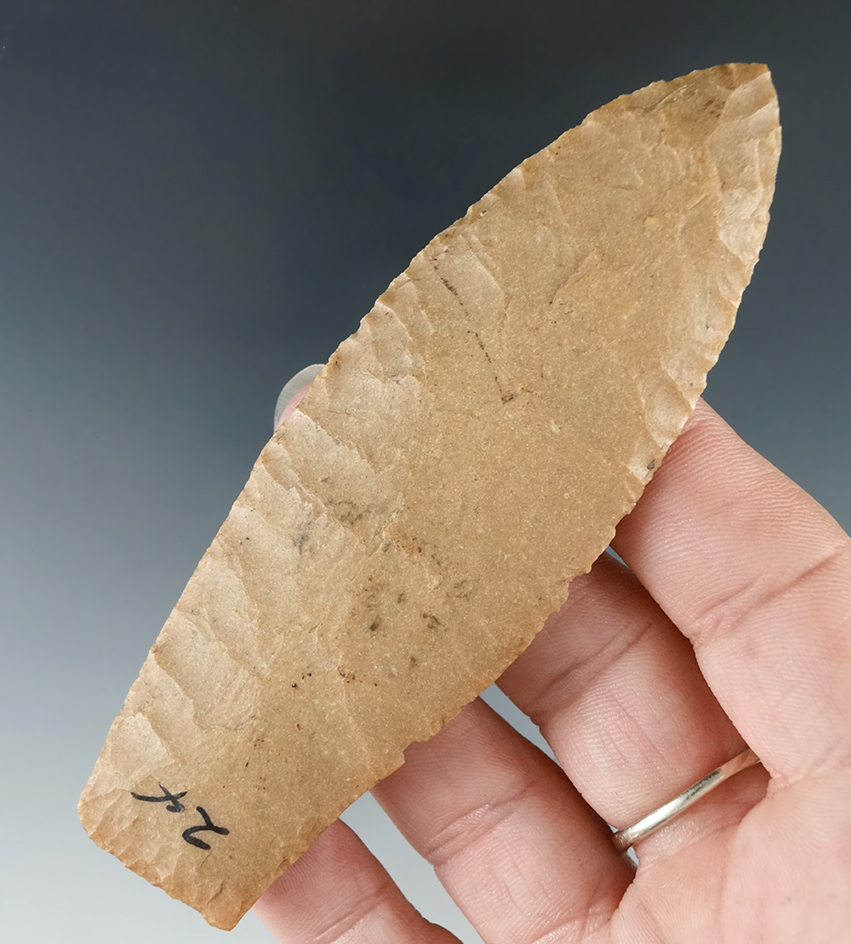 Thin and nice! Incredibly well flaked in very thin 4 1/8" Agate Basin found in Illinois.