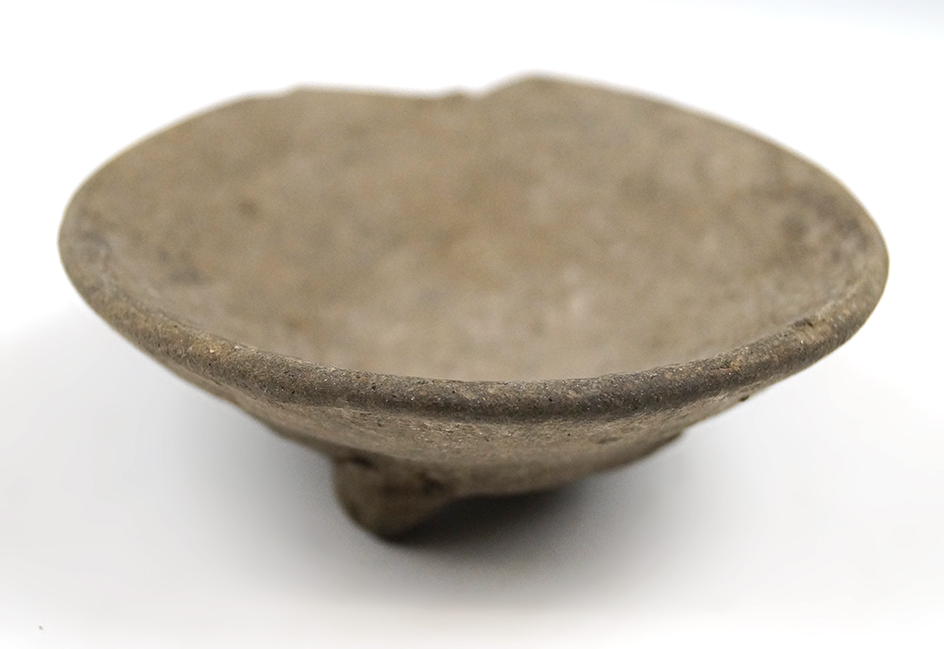3 3/8" Diameter tri-leg miniature Pre-Columbian bowl, a couple old rim chips.