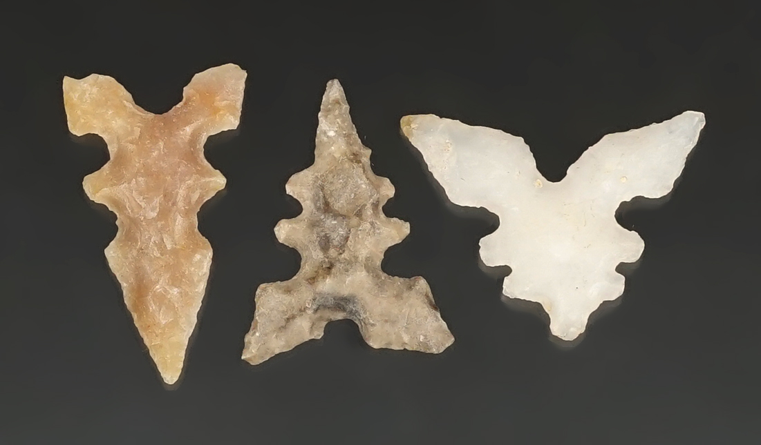 Set of 3 Texas Toyah points in excellent condition. Largest is 3/4".