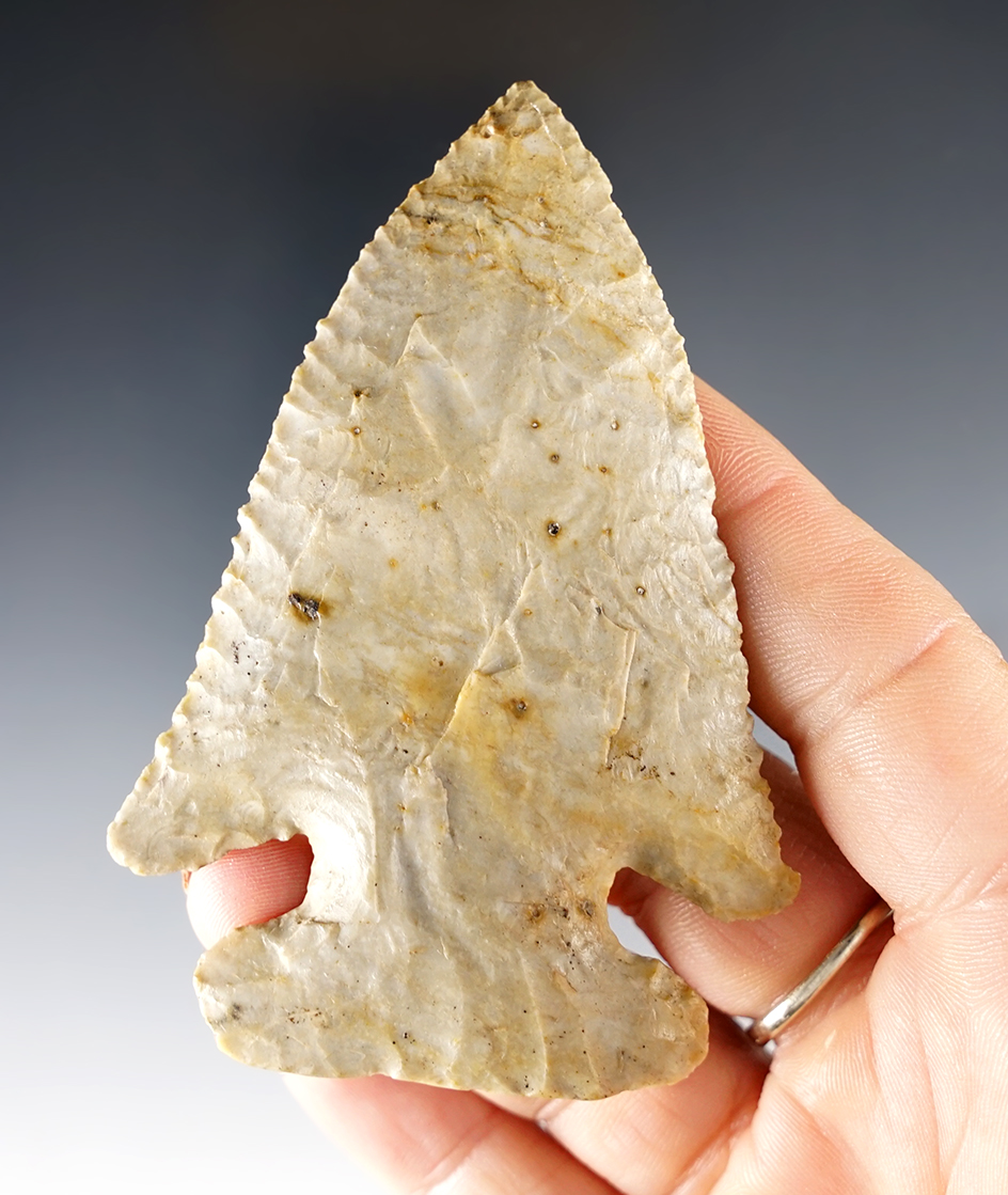 Beautiful flaking on this 3 3/8" Thebes Bevel - Licking Co., Ohio. Ex. Dilley collection. Pictured.