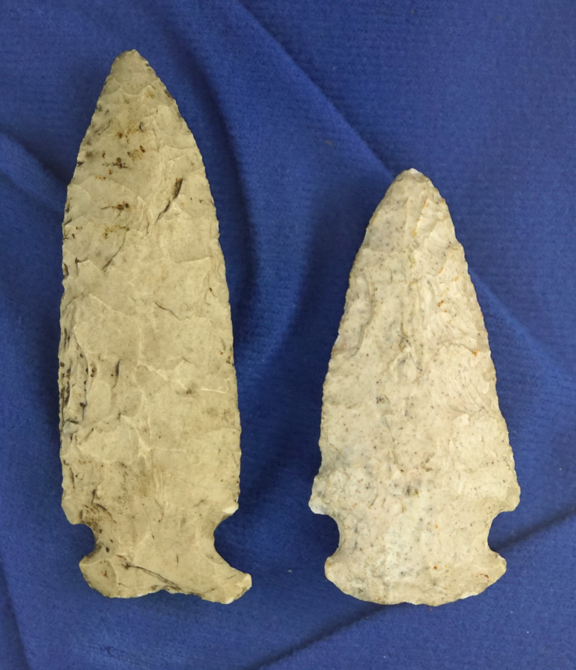 Pair of Missouri arrowheads, largest is 3 5/16".