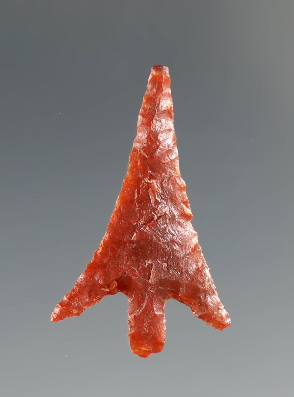 1 1/16" Columbia Plateau found in the Columbia River Plateau region of Washington/Oregon. COA.