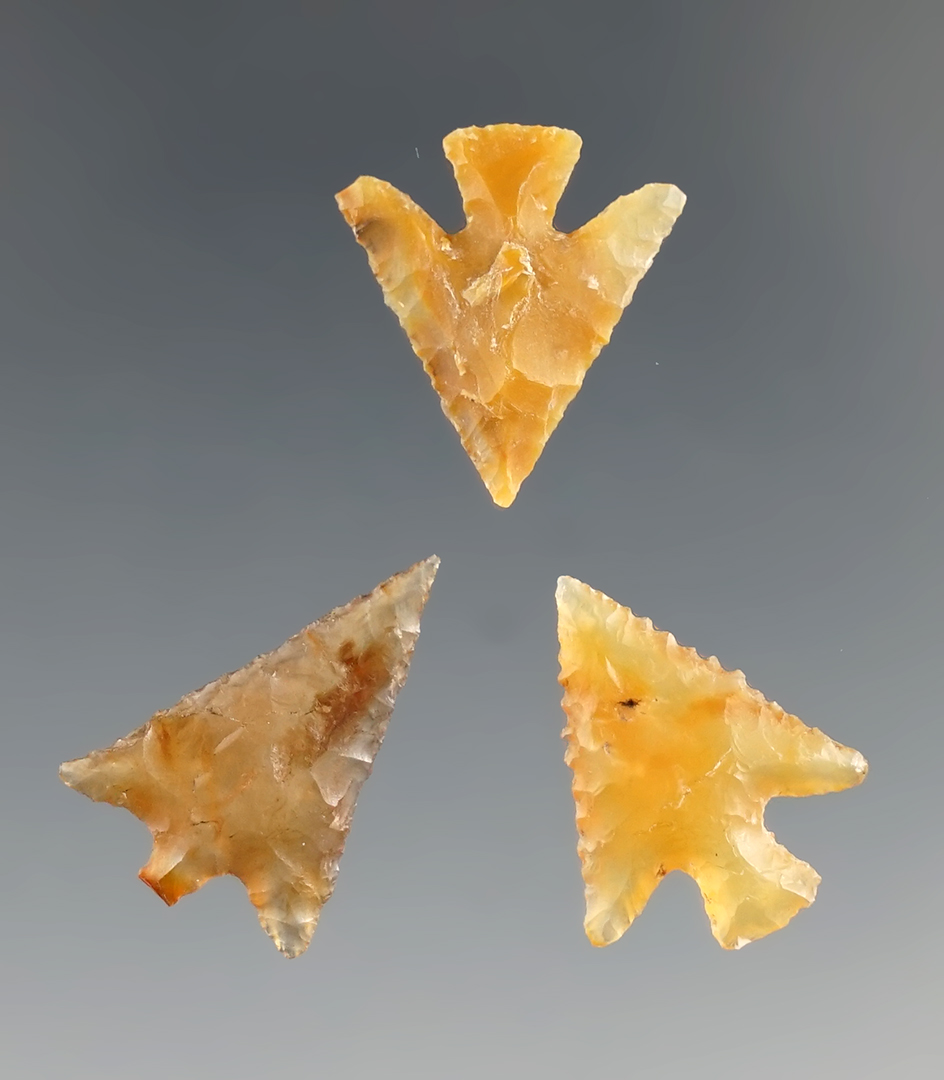 Set of three Columbia plateau points found near the Columbia River, largest is 3/4".