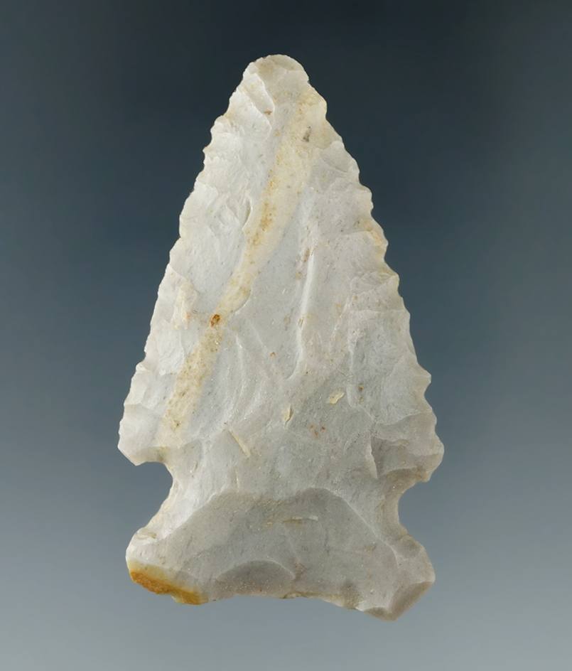 Nice edge flaking on this 2" Illinois arrowhead.