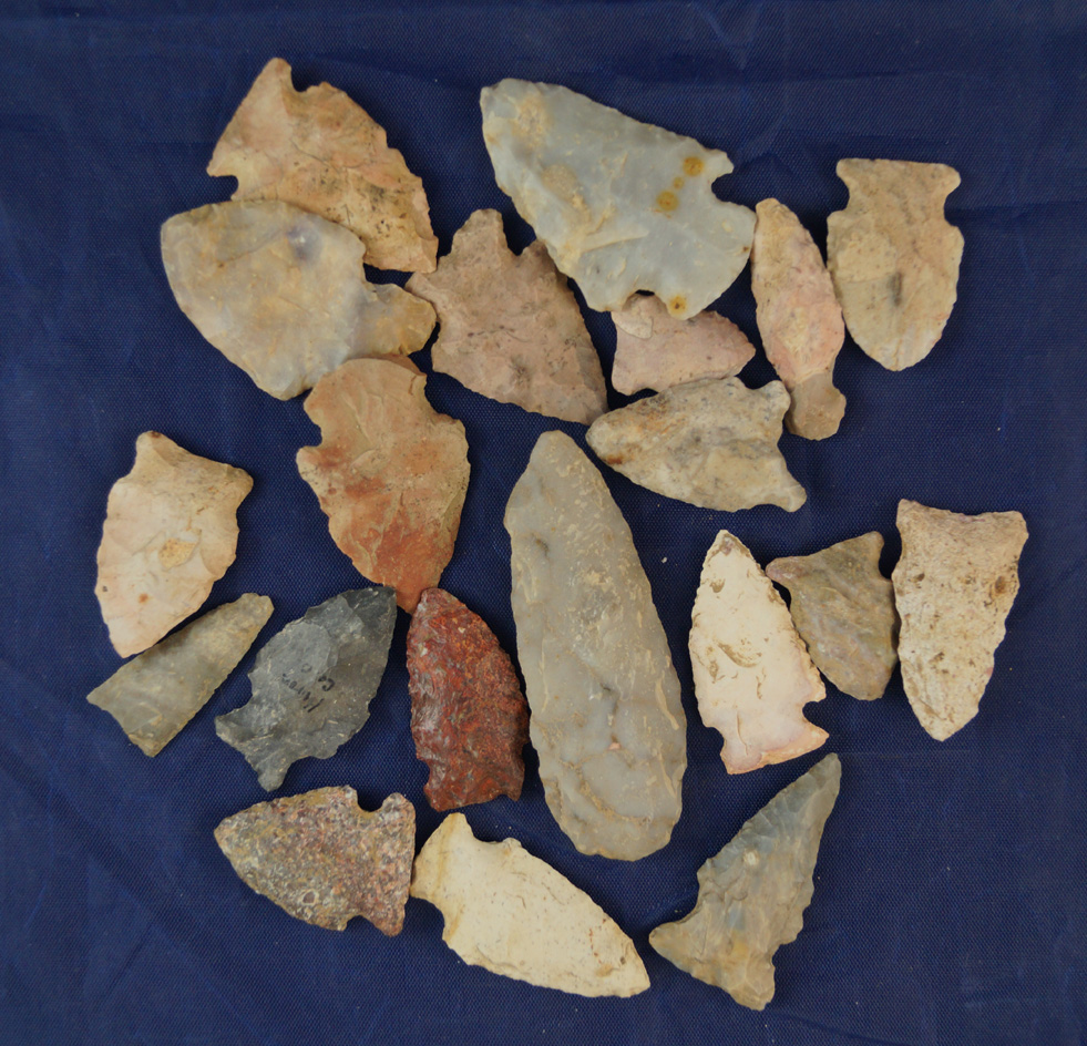Set of 30 assorted Ohio and Indiana Arrowheads, largest is 1 7/8".