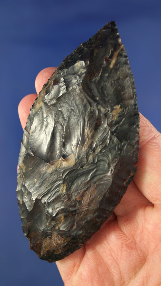 Very nice flaking and patina on this 3 15/16" Cascade - attractive brown and black Obsidian.