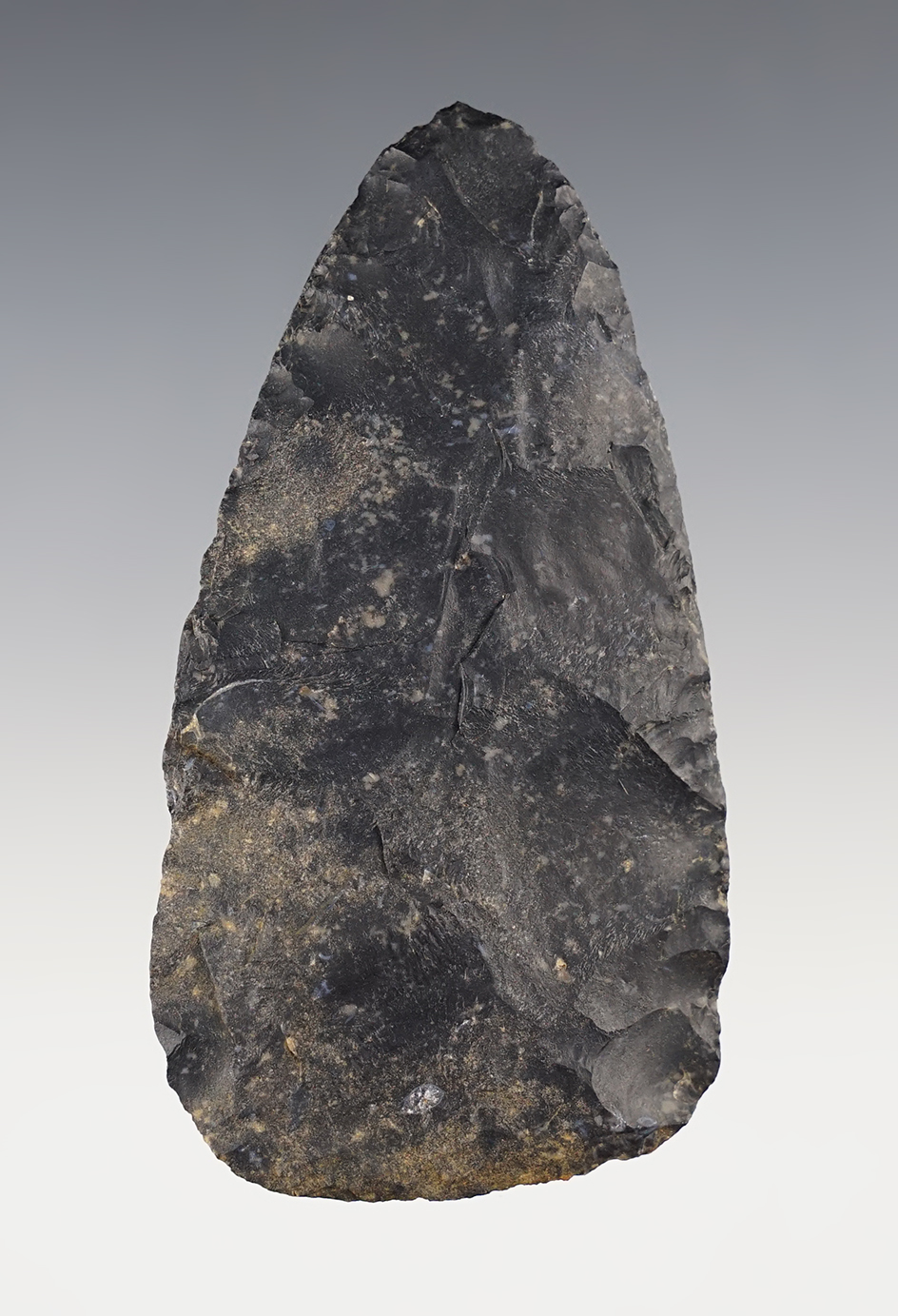 3 5/8" Coshocton Flint blade in very nice condition found in Ohio.