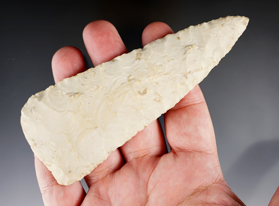 5 1/8" Illinois Archaic Cobbs Blade made of cream colored fossilized Flint. Thin and well made.