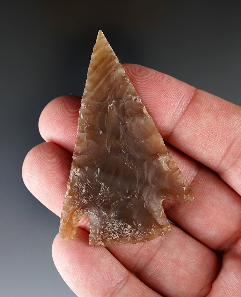 Excellent craftsmanship and style on this 2 9/16" Castroville - beautiful semi translucent flint - T