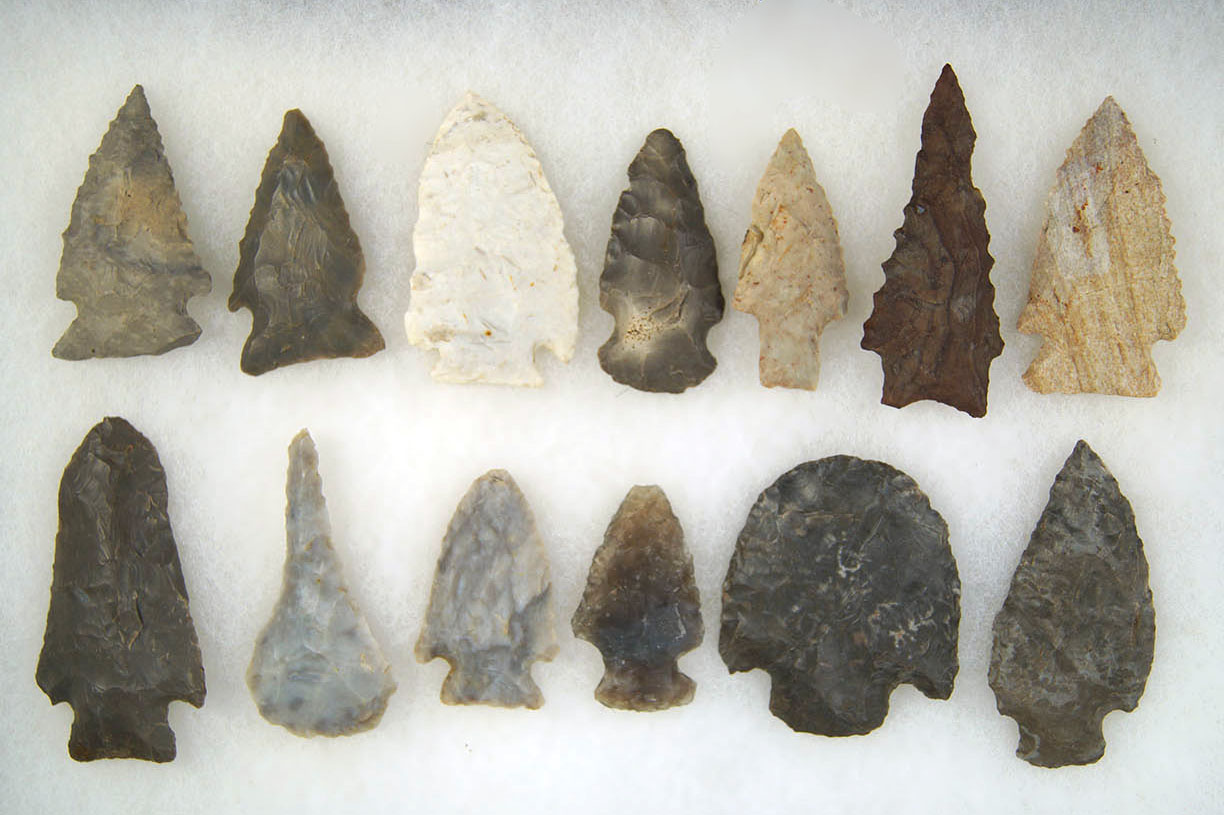 Set of 13 assorted Ohio Arrowheads and Knives, largest is 2 3/4".