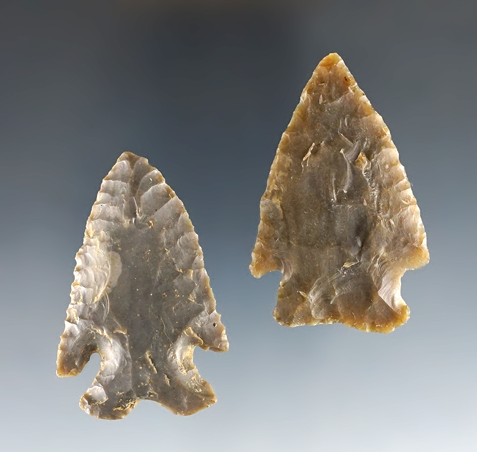 Pair of well made Ohio Points. Ex. Jim Hovan. The largest is 2".