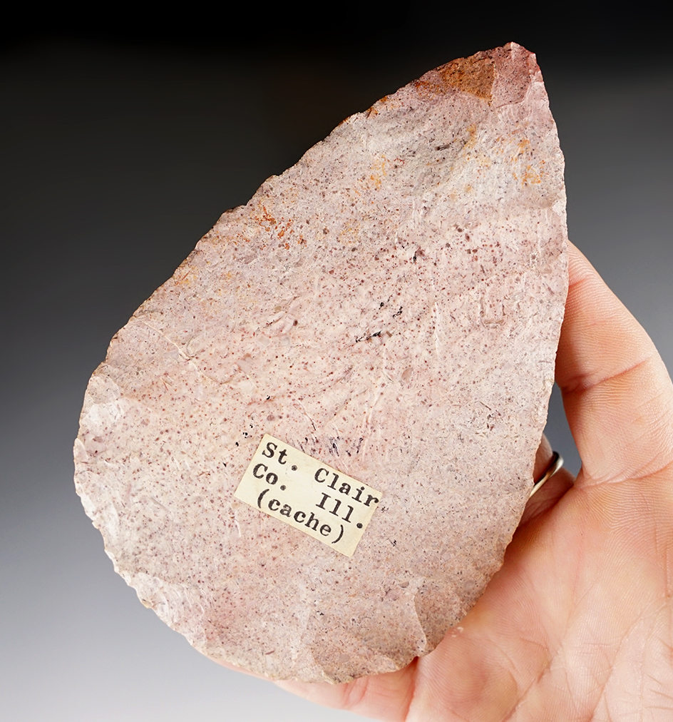 Incredible color on this 5" beautifully flaked North Blade found in St. Clair Co., Illinois.