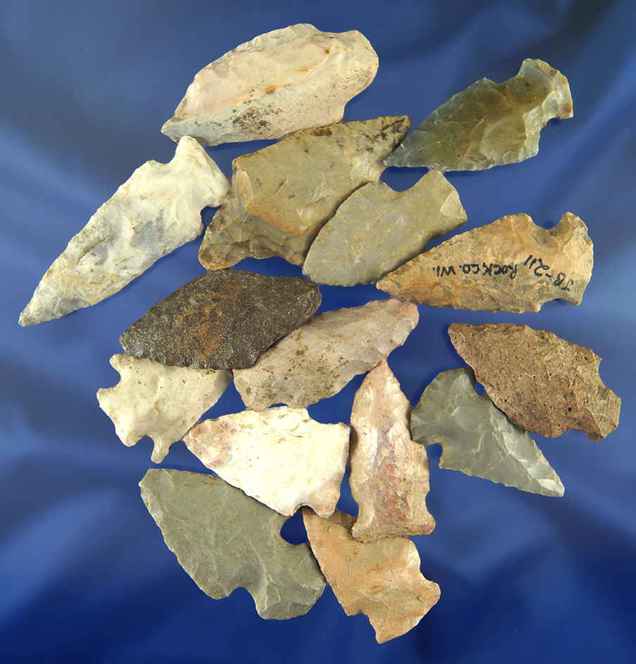 Set of 15 assorted Midwestern Arrowheads, largest is 2 3/16".
