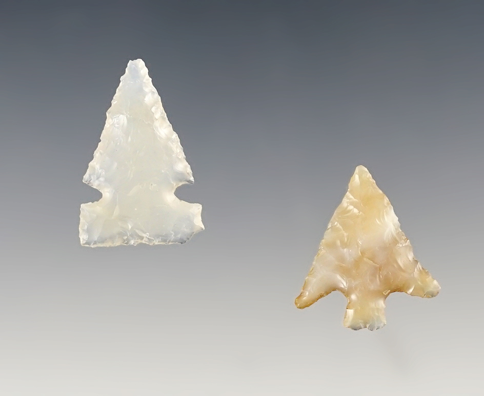 Pair of points found near the Columbia River made from beautiful semi translucent Agate. 