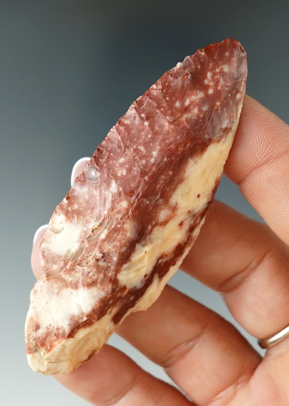 Beautiful Flint color on this 3 1/8" strawberry Flint Adena found in Missouri.
