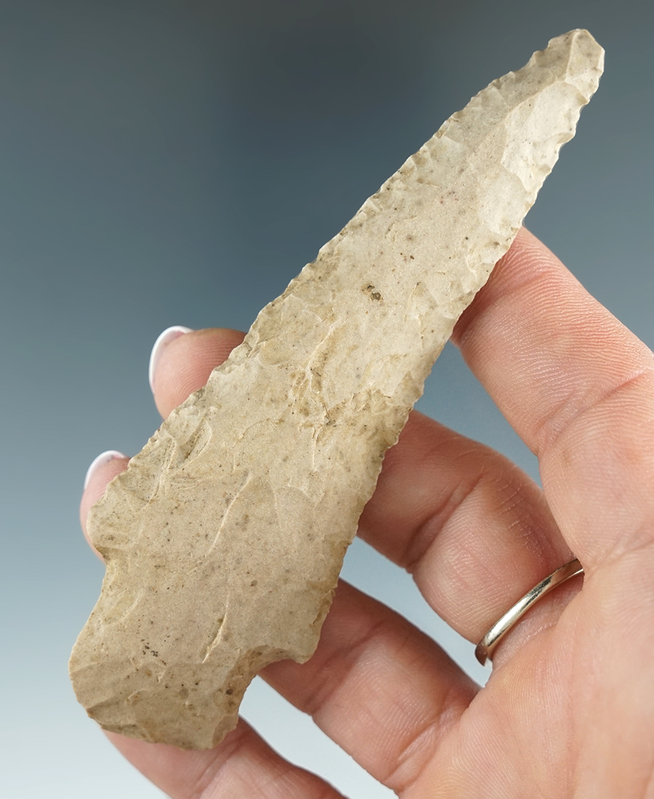 4 1/16" stemmed curved Knife found in Indiana.