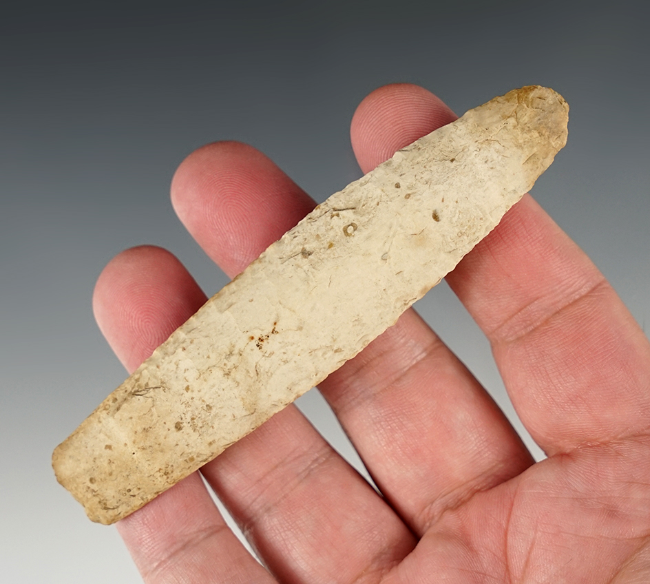 4 1/8" Burlington chert Agate Basin found in Illinois.