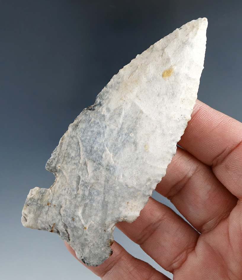 Nice! Well styled and nicely flaked 3 5/8" Graham Cave  found in Harrison Co., Indiana.