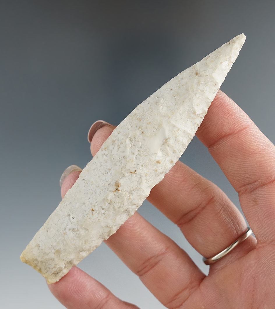 Excellent flaking and style on this 4" Nebo Hill found in Pettis Co., Missouri. Davis G-8 COA.