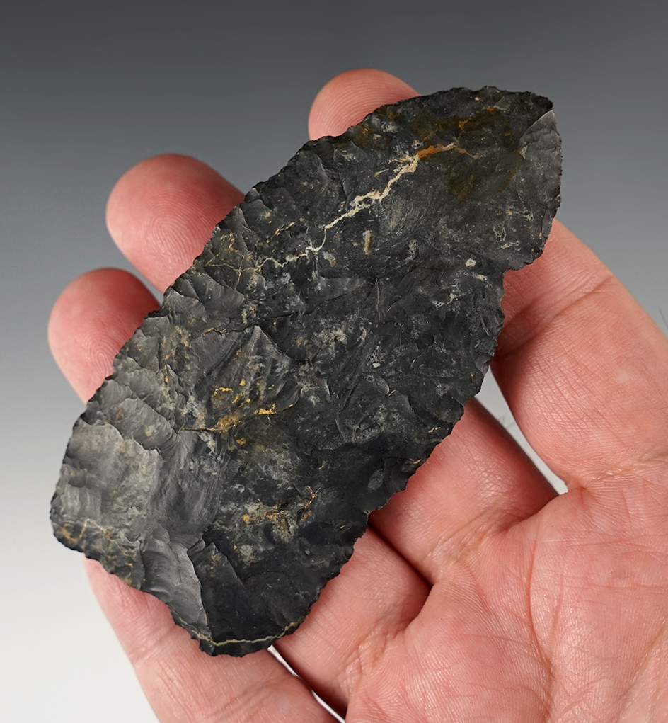 Great flaking on this 3 11/16" Coshocton Paleo Knife found in Ohio.