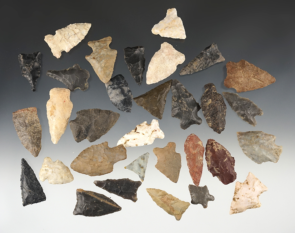 Set of 32 Assorted points in good condition. The largest is 1 13/16".