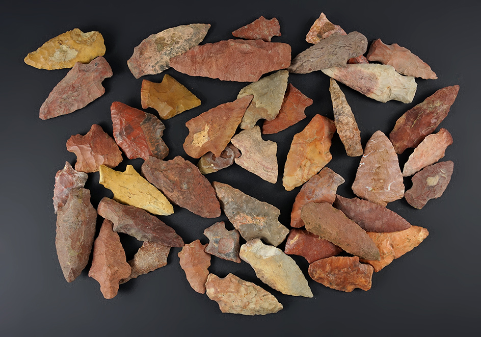 Set of 40 Deep South points in good condition. The largest is 2 5/16".