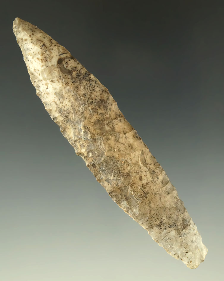 Nicely styled 3 7/8" Nebo Hill found in the Illinois/Missouri area. Comes with a Rogers COA.