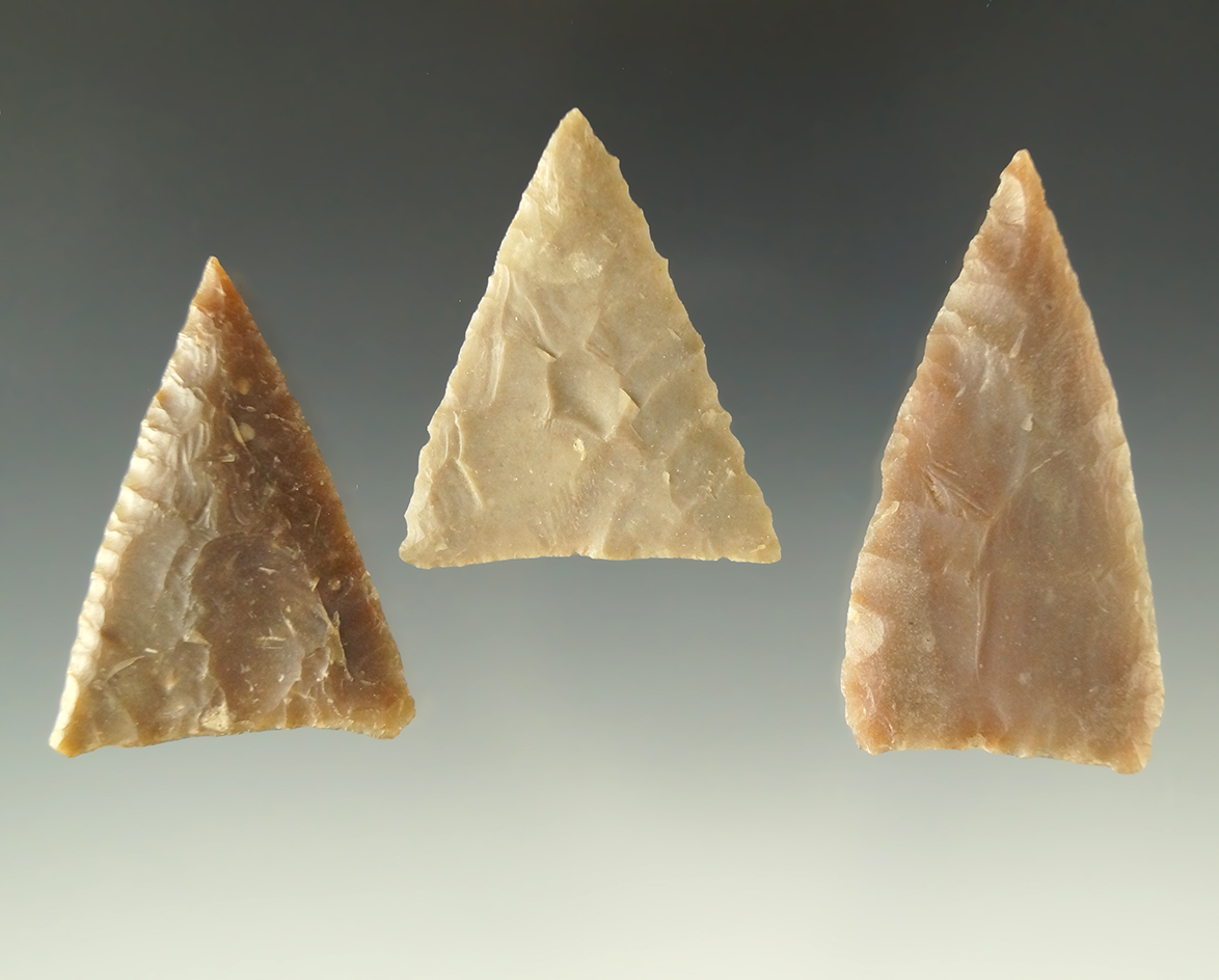 Set of three well styled Triangular point found in Texas, largest is 2 1/16".