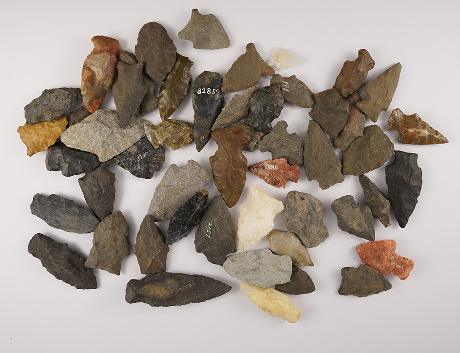 Set of 50 points found in the Eastern U.S. The largest is 2".