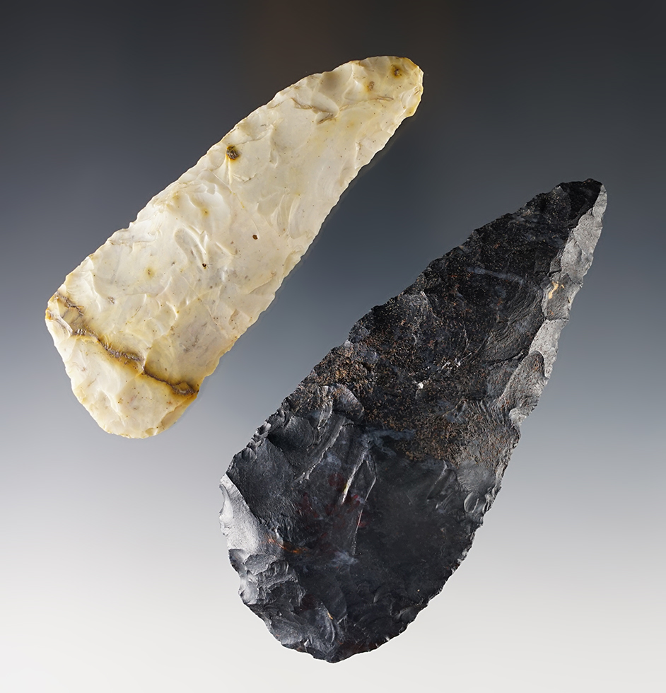 Pair of nice Blades found in Muskingum Co., Ohio. The largest is 4 3/16".