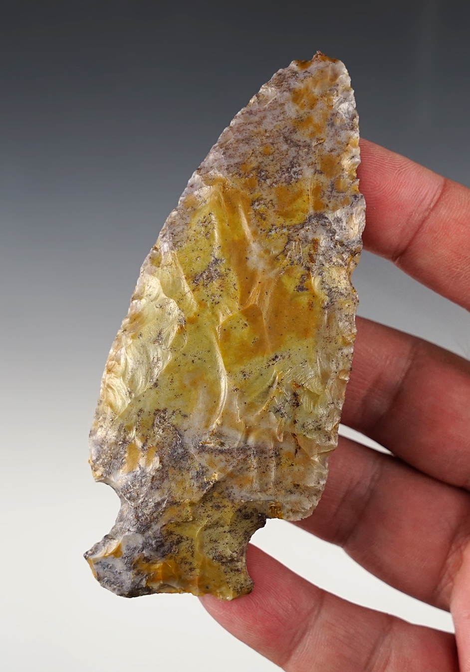 4 1/4" Flint Ridge Flint Hopewell Knife. Found in Ohio. 