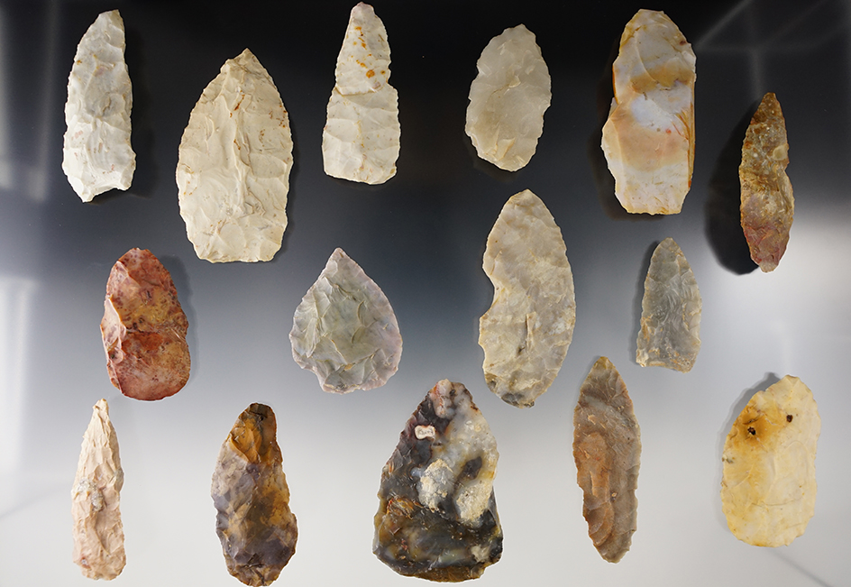 Set of 15 nice Blades found in Ohio and Kentucky. Ex. Dave Fibly collection. The largest is 3 1/8".