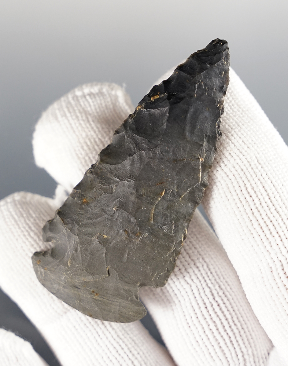 Classic 2 5/16" Ohio Dovetail with heavy basal grinding. Made from Coshocton Flint.