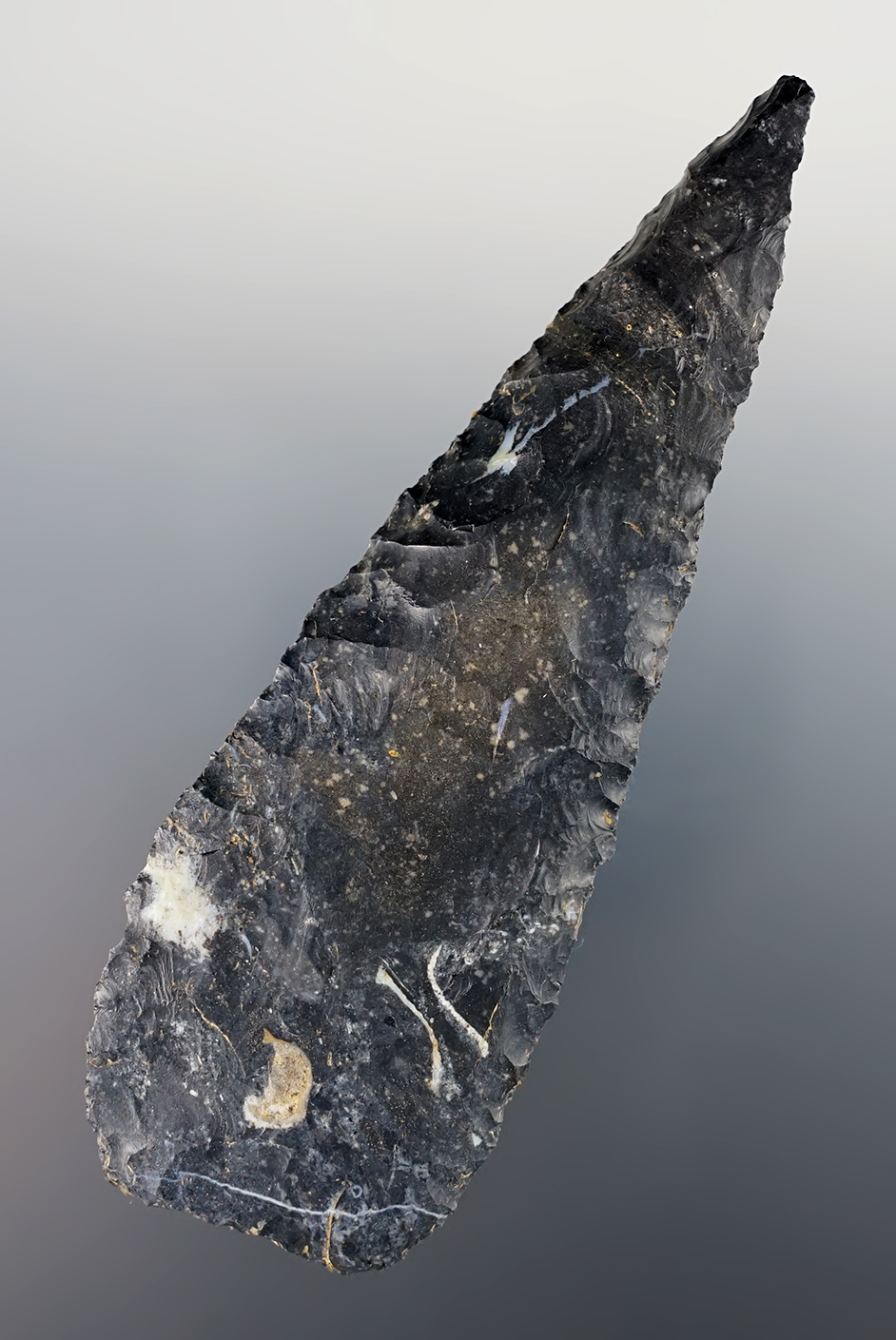 Excellent flaking and edge work on this 4 5/8" Beveled Ohio Knife. Made from Coshocton Flint.